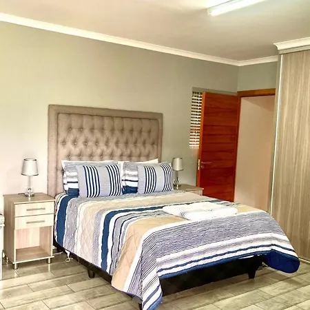Odendaal'S Ridge Apartment Clarens Exterior photo