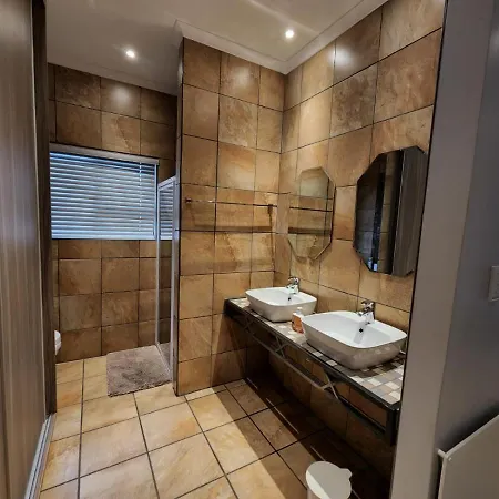 Odendaal'S Ridge Apartment Clarens Exterior photo