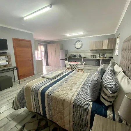 Odendaal'S Ridge Apartment Clarens Exterior photo