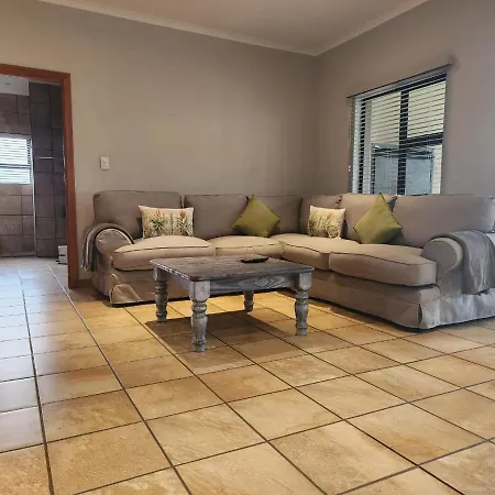 Odendaal'S Ridge Apartment Clarens Exterior photo